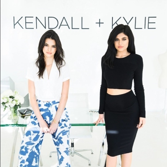 Kendall & Kylie Jenner Brand Shorts w/ Lace | S 🖤 - Picture 2 of 8